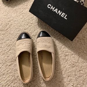 Authentic 100% Used Chanel espadrilles crackle